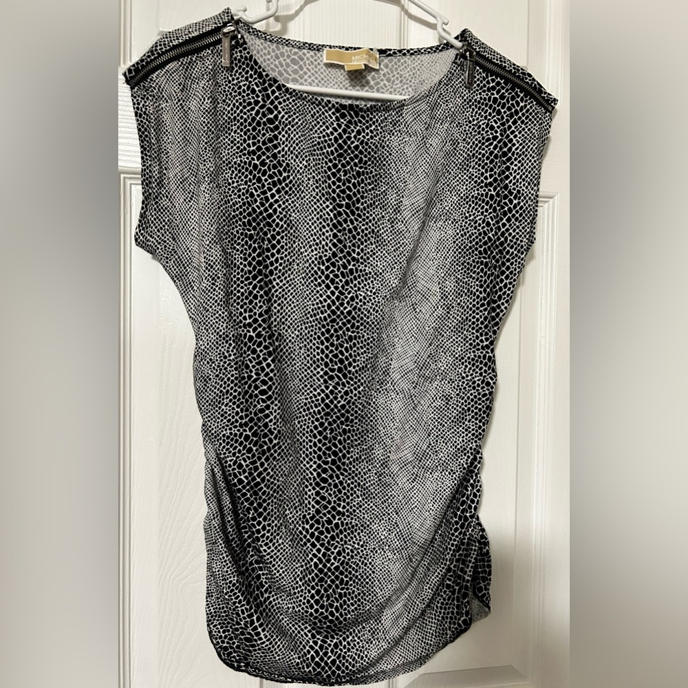 Michael Michael Kors sleeveless snakeskin top Size:M